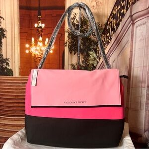 NWT NEW Victoria's Secret Insulated Padded Neoprene Tote Bag Black & Pink 🩷